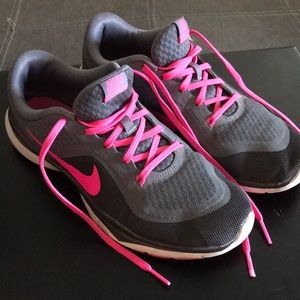 Nike 7.5 training Flex TR 6